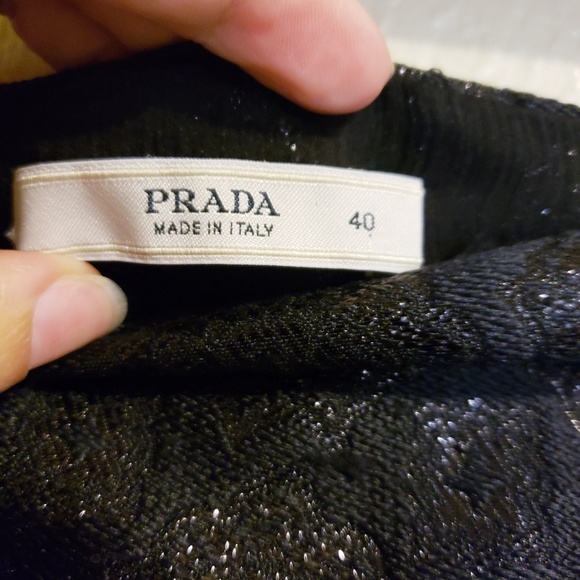 🚫SOLD Prada metallic black shiny pencil skirt EUC - Picture 3 of 8